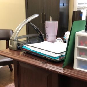 Meet your Posher, Wayne